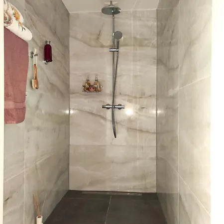 Grand Westfalia Semesterbostad Lotte